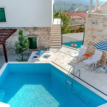 Hébergement de vacances Eternity With Pool