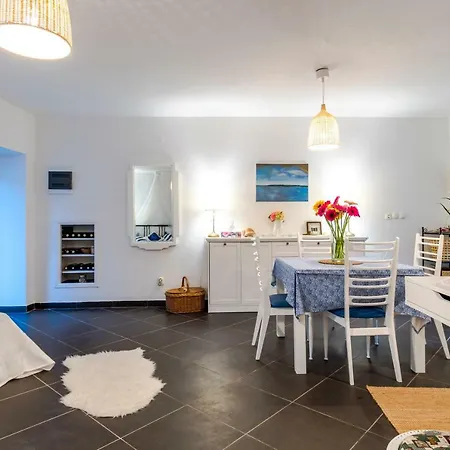 Eternity With Pool Holiday home Donji Humac